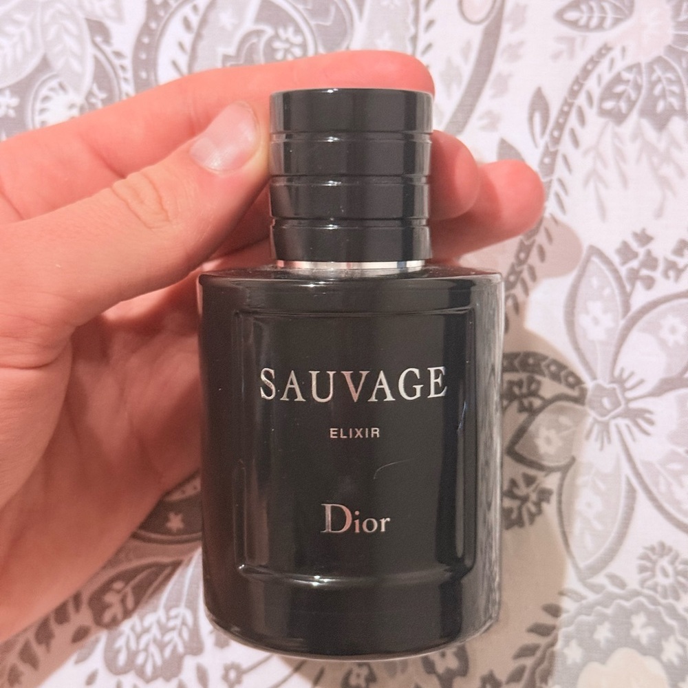 Dior Sauvage Elixir in Black